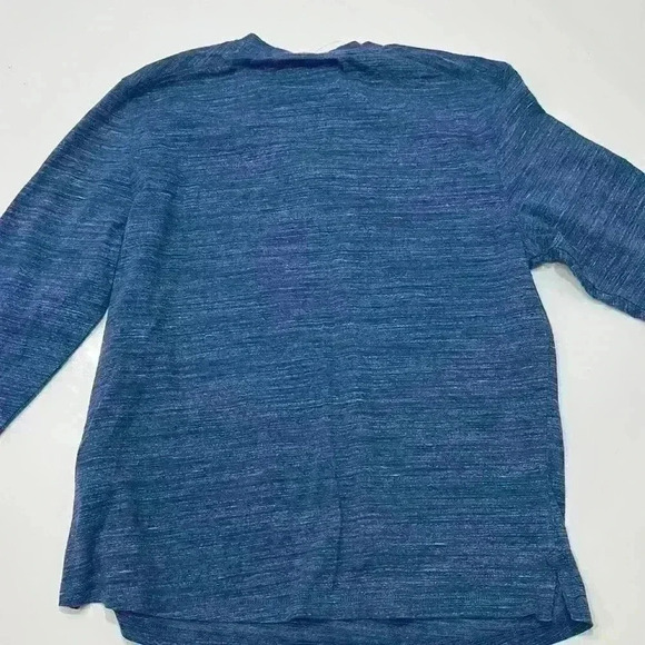 Medium International Report long sleeve blue tee. Item # 6L - Picture 7 of 7